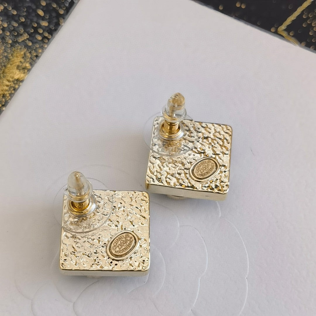 Chanel Blue Resin Earrings - 18K Yellow Gold