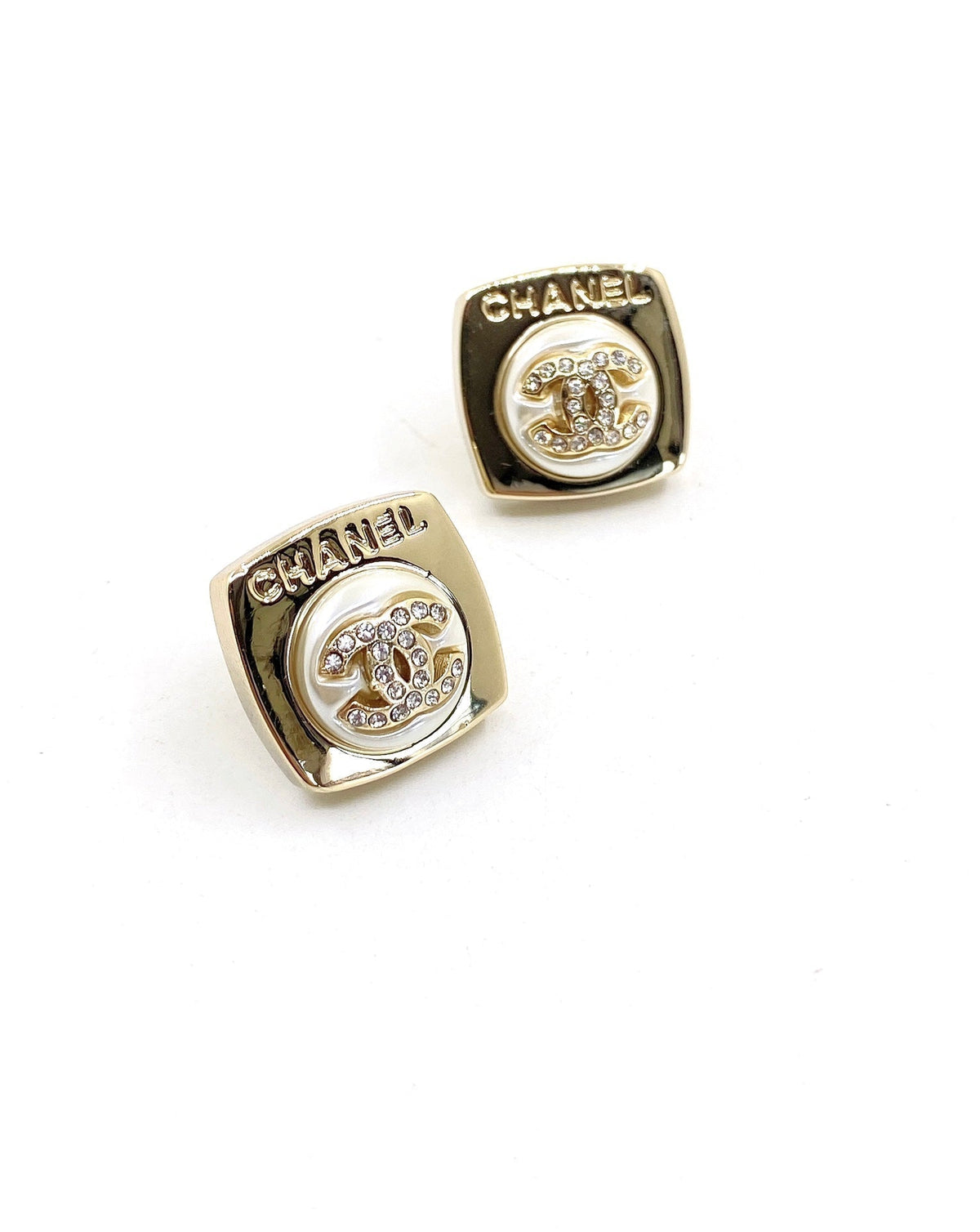 Chanel Diamond Square Earrings - 18K Yellow Gold