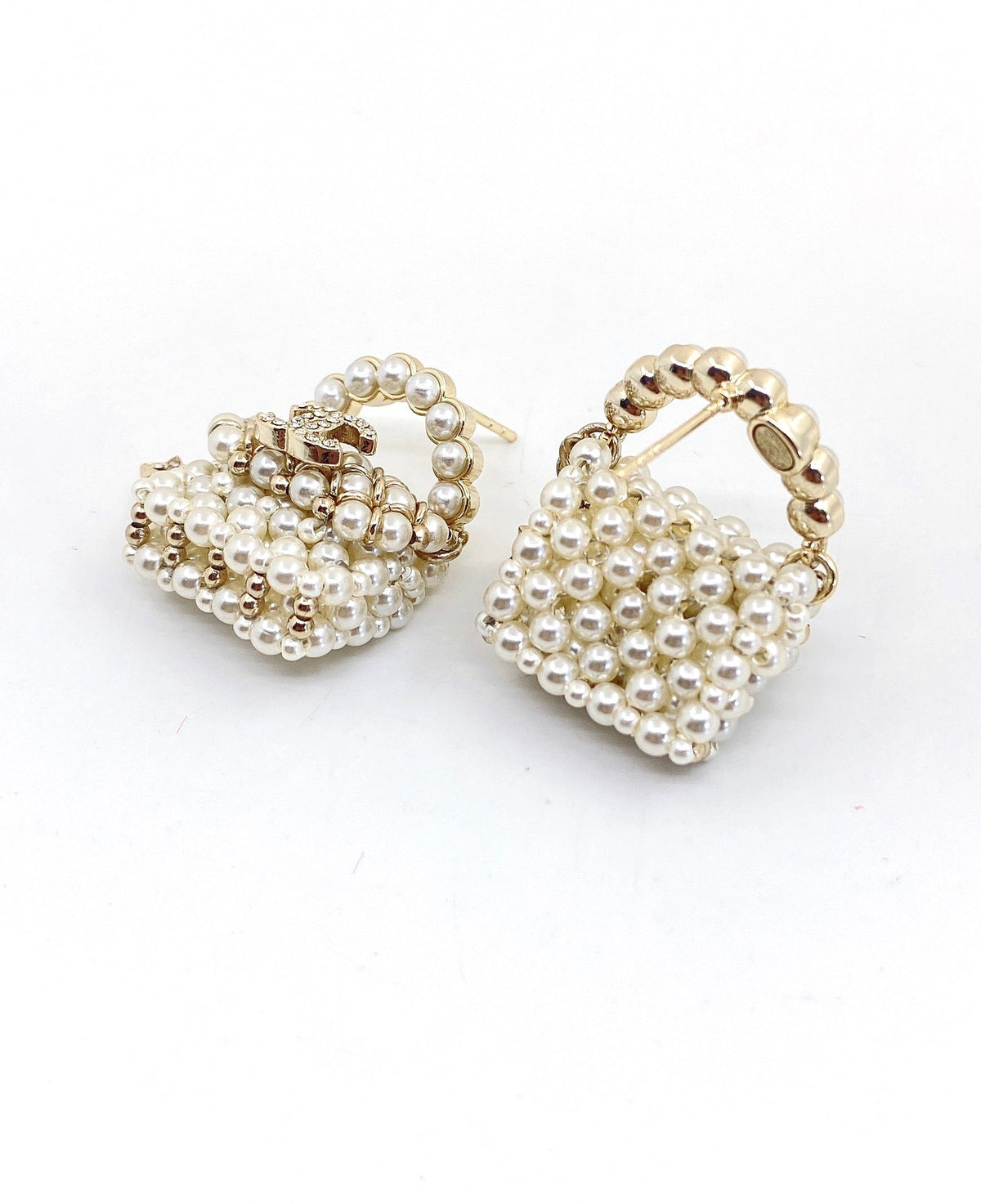 Chanel Small Bag Pearl Earrings - 18K Yellow Gold