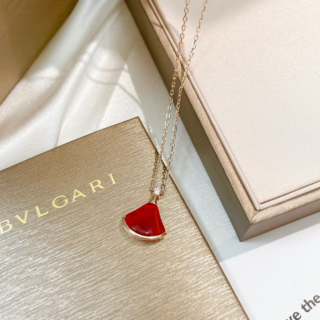 Bvlgari Dream Carnelian Necklace - 18K Gold