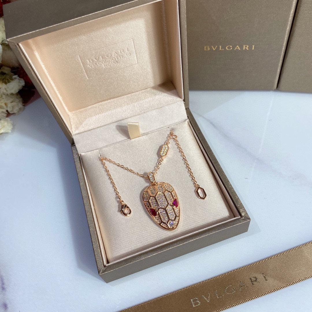 Bvlgari Serpenti Necklace - 18K Gold