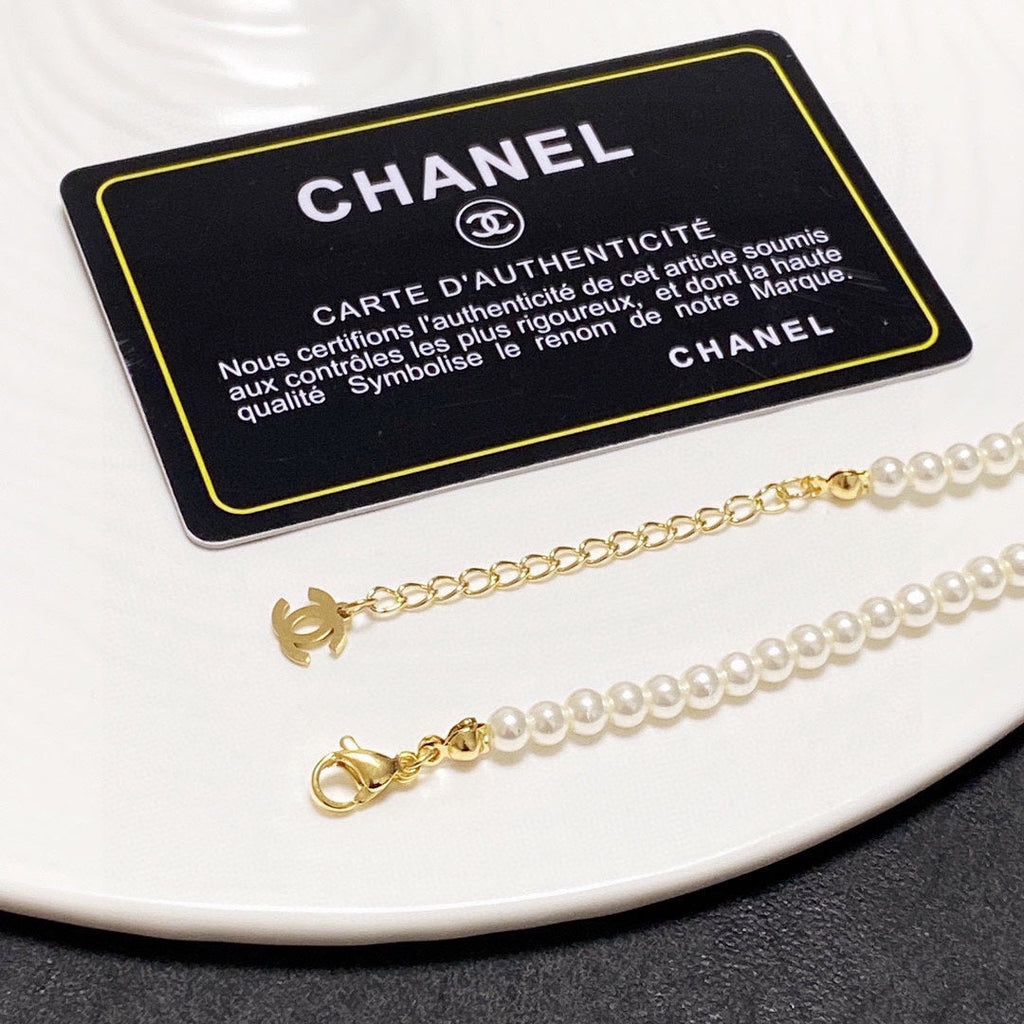 Chanel Pearls Choker Necklace