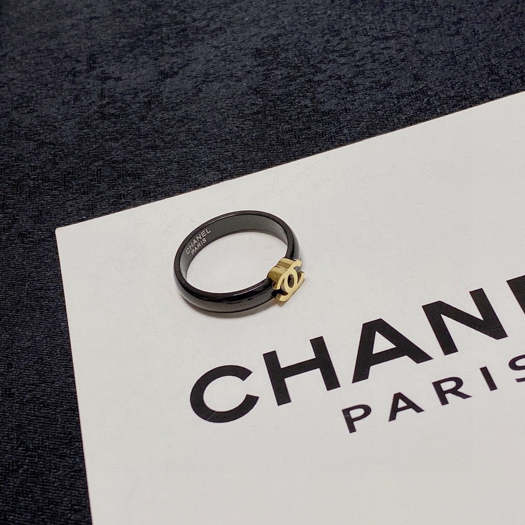 Chanel Black Ring - 18K Yellow Gold