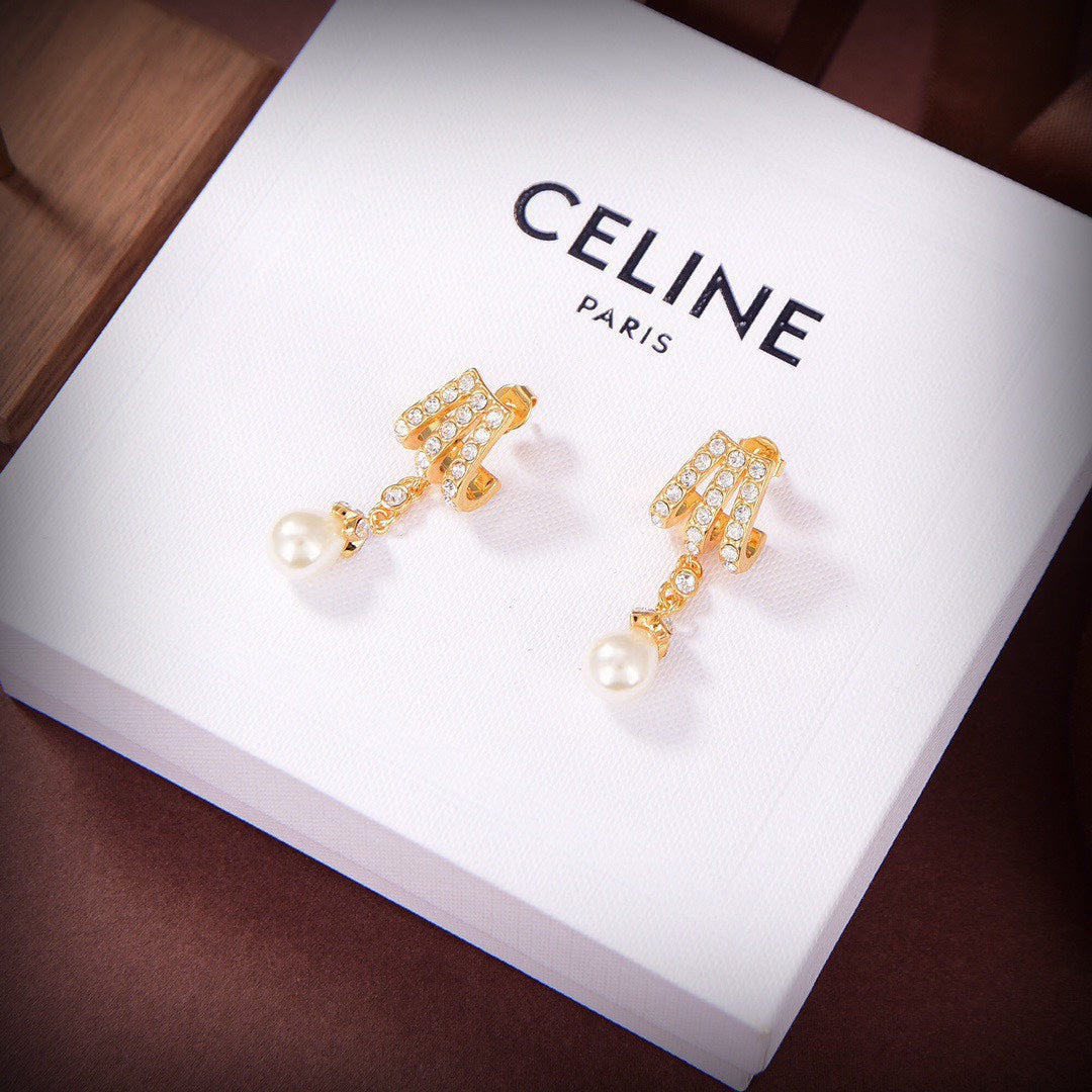 Celine Triomphe Vintage Pearl Earrings - 18K Yellow Gold