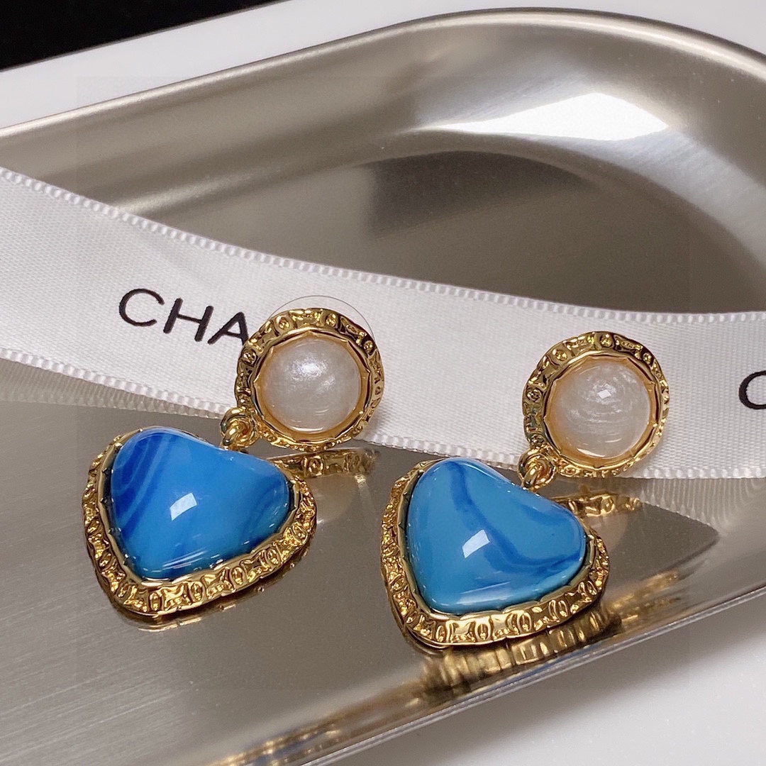 Chanel Blue Heart Pearl Earrings - 18K Yellow Gold