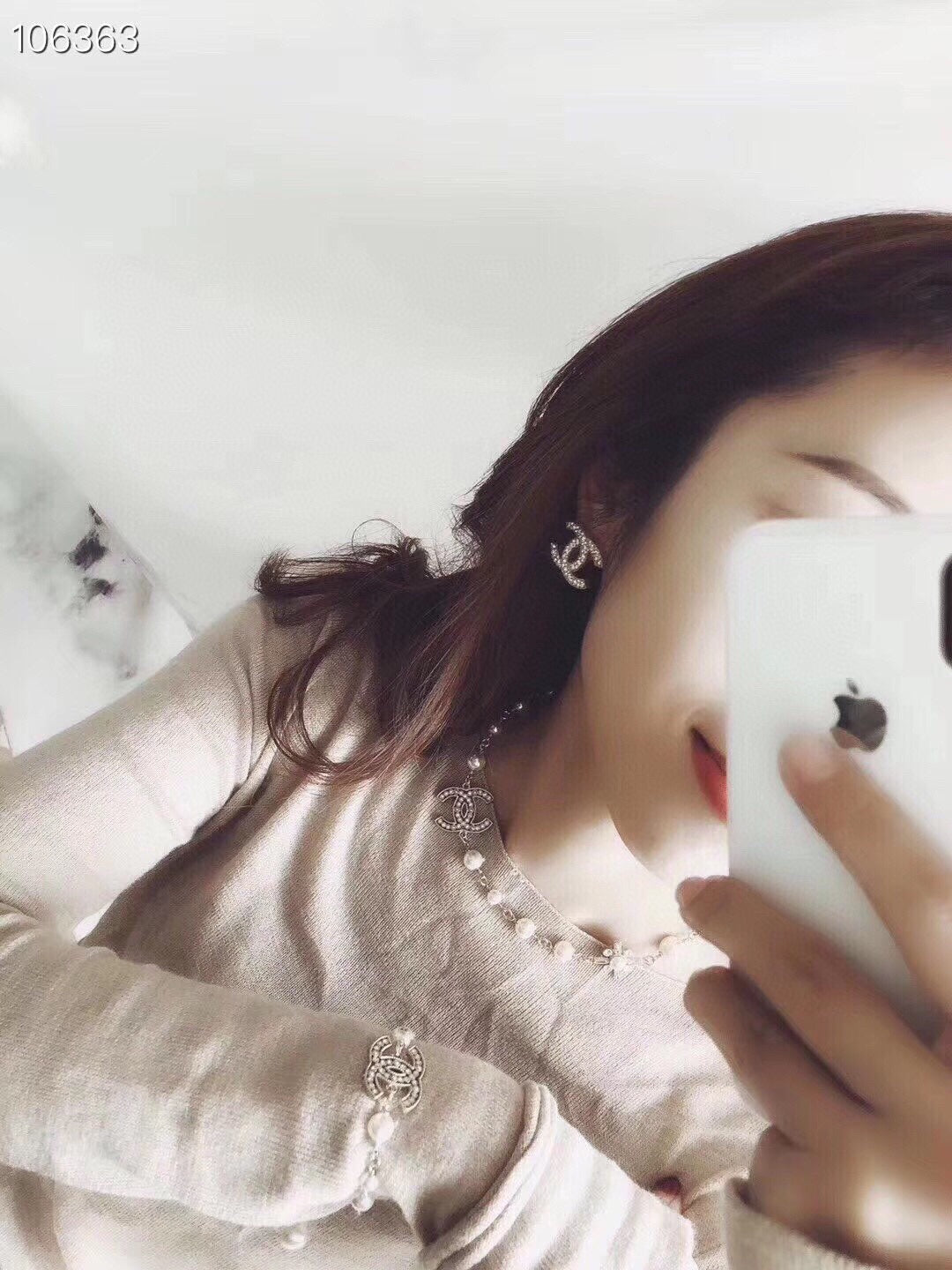 Chanel Flower Pearls Chain Necklace