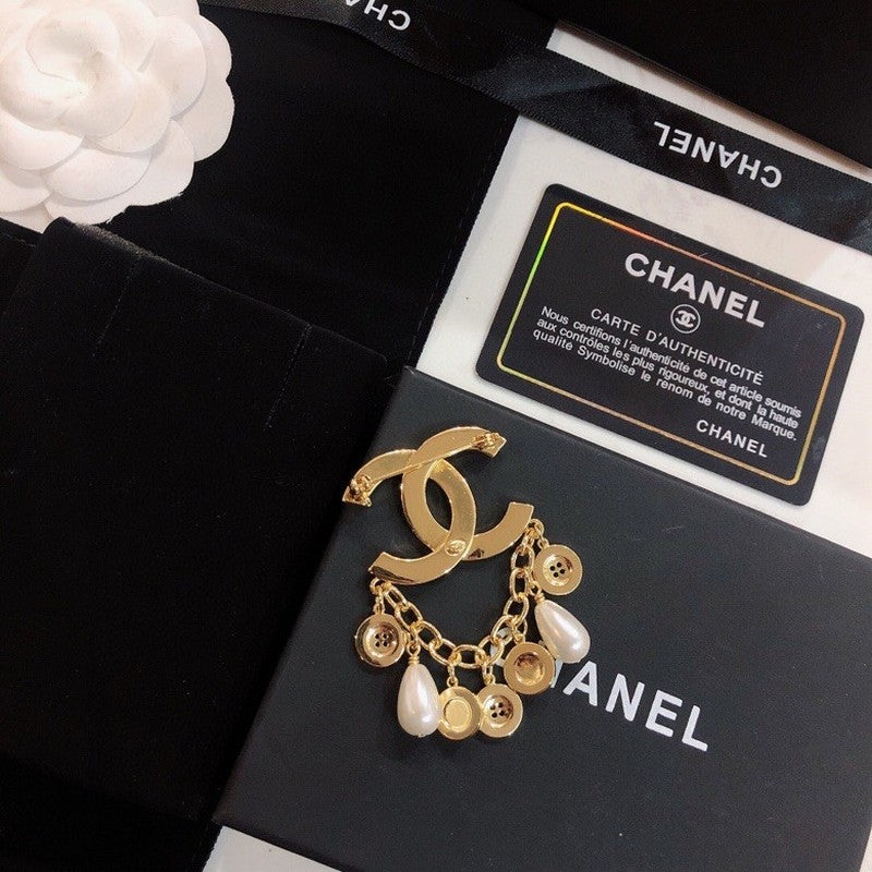 Chanel Pearl Pendant Brooch