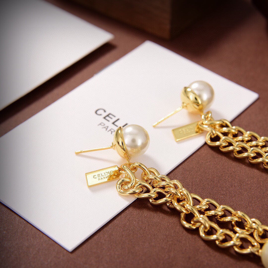 Celine Triomphe Chain Pearl Earrings - 18K Yellow Gold