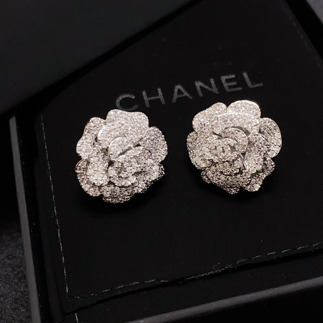 Chanel Camellia Diamond Earrings - 18K White Gold