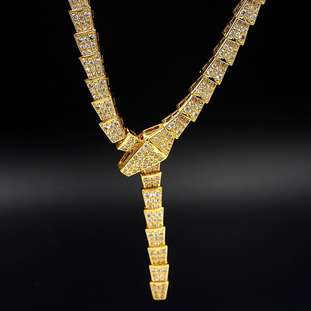 Bvlgari Serpenti Viper Full Pave Diamond Necklace - 18K Gold