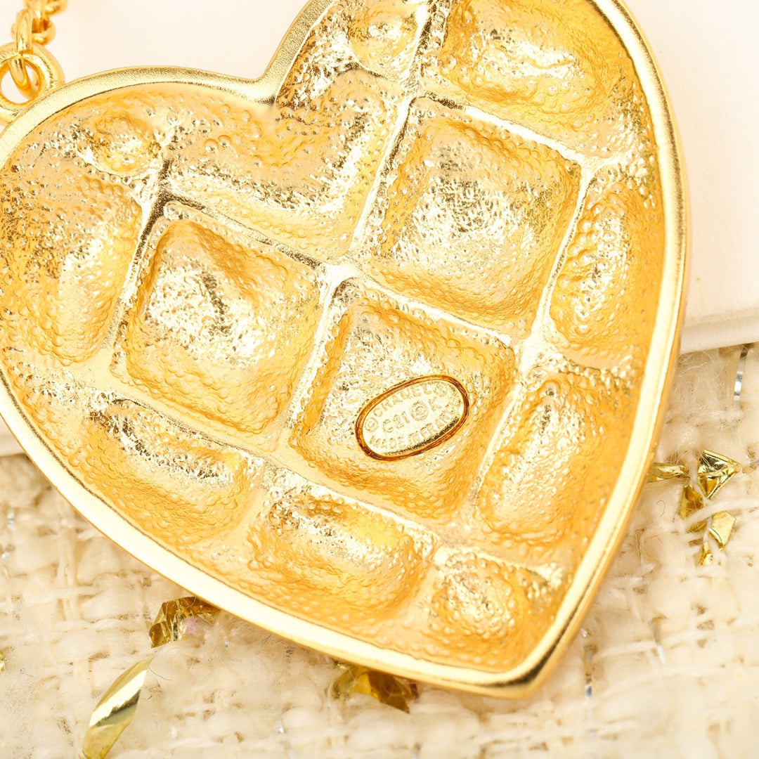 Chanel Coco Crush Heart Pendant Earrings - 18K Yellow Gold