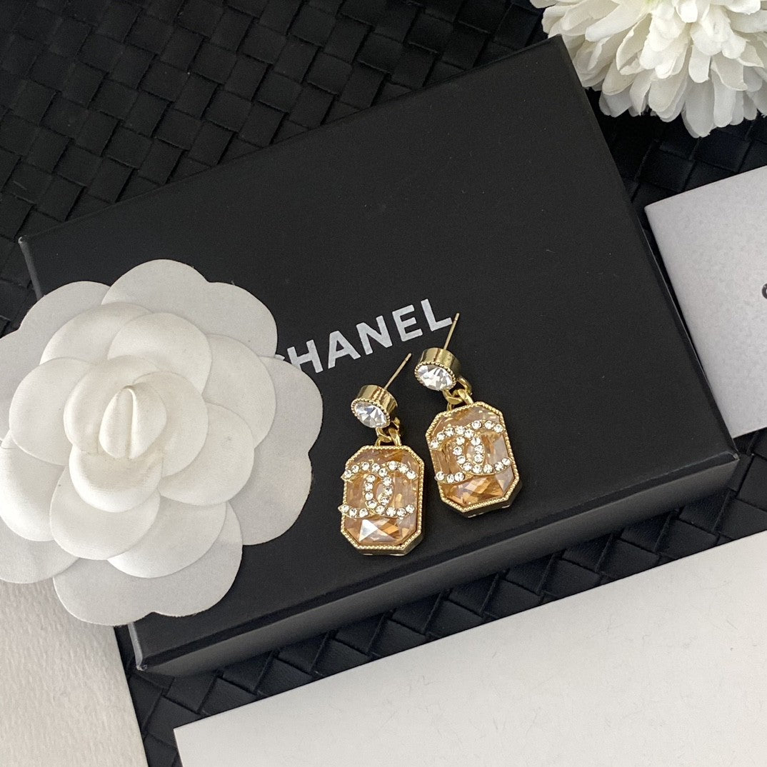 Chanel Crystal Earrings - 18K Yellow Gold