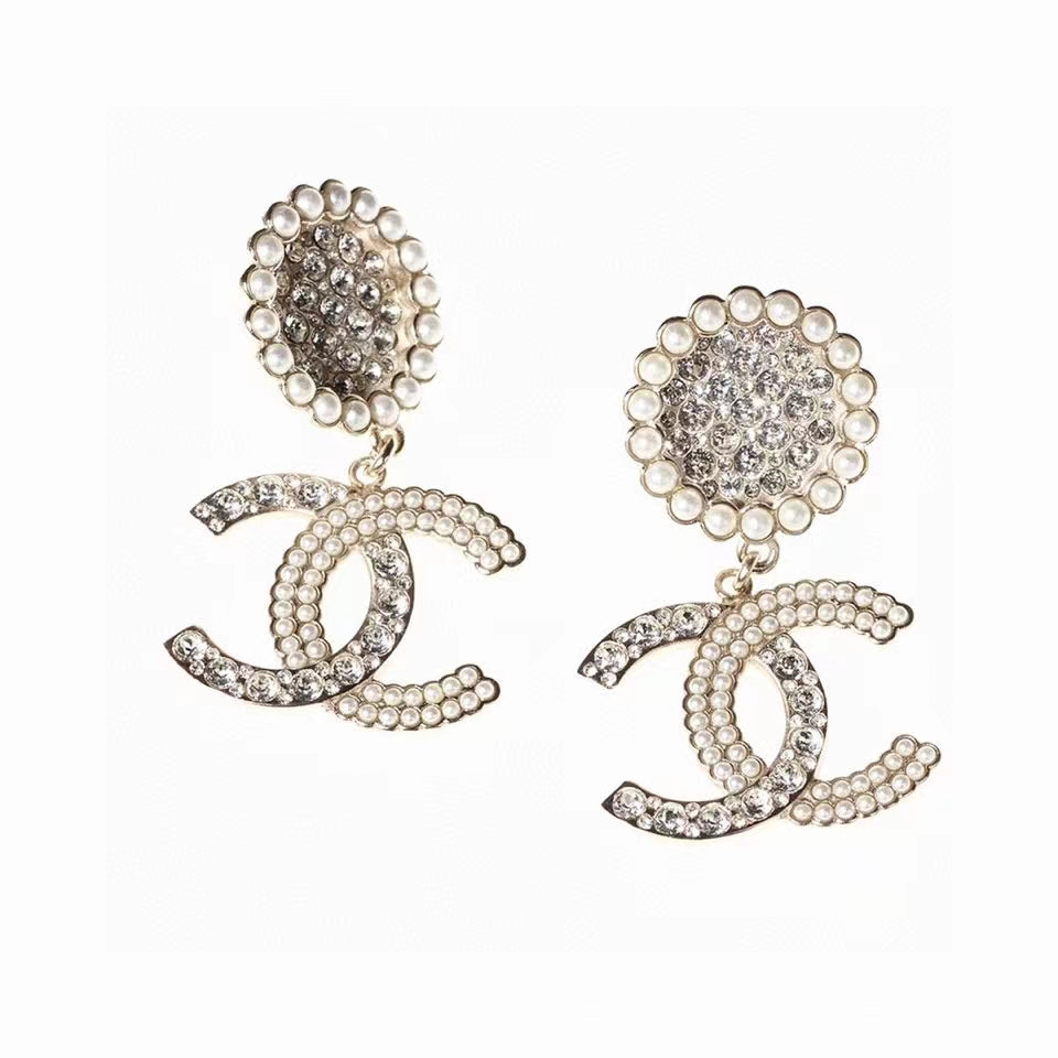 Chanel Diamond Drop Earrings - 18K White Gold