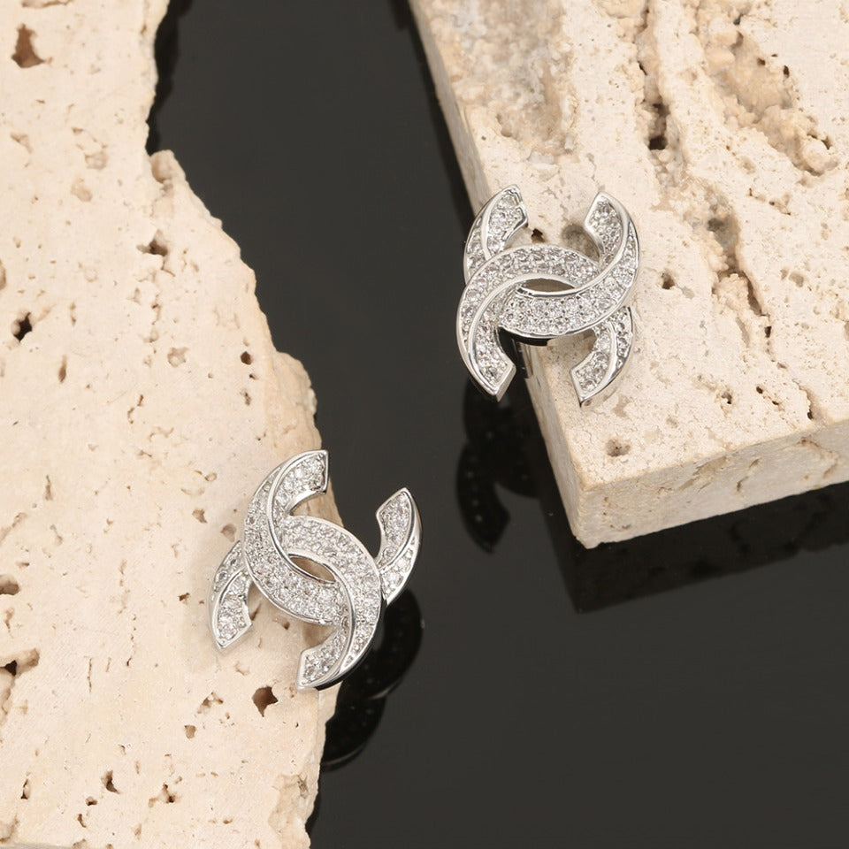 Chanel Diamond Earrings - 2 cm Height - 18K White Gold