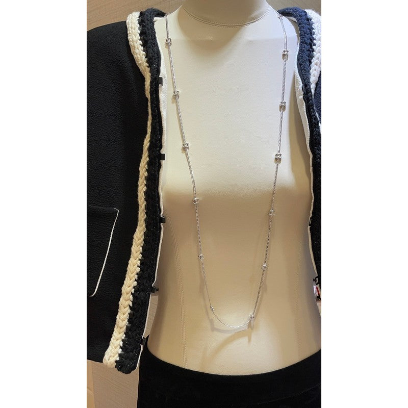 Chanel 24B Flowers Long Necklace