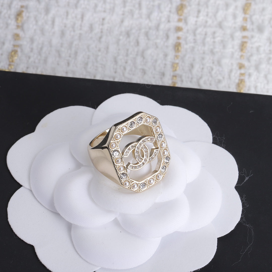 Chanel Diamond Ring - 18K Yellow Gold