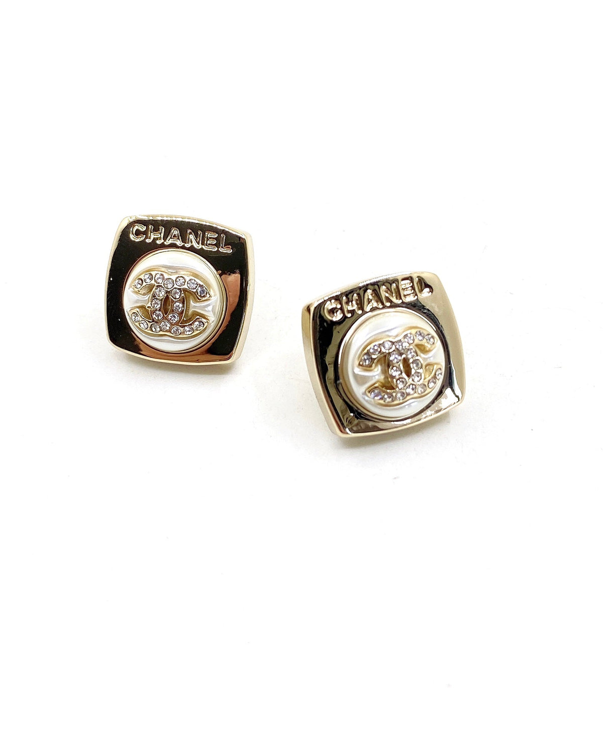 Chanel Diamond Square Earrings - 18K Yellow Gold