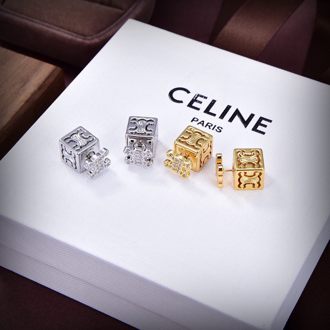 Celine Triomphe Dice Pendant Earrings - 18K Gold