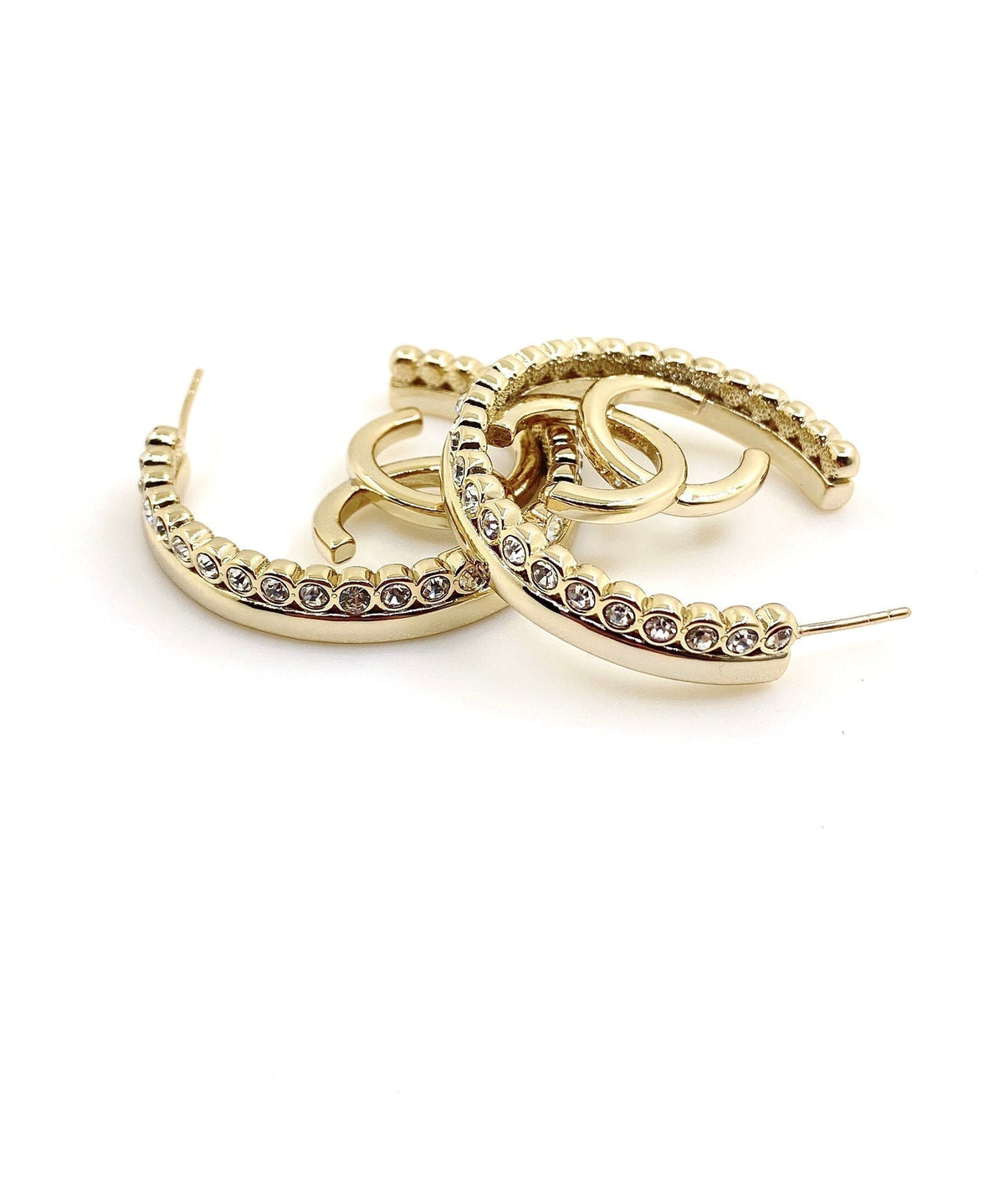 Chanel Circle Crystal Earrings - 18K Yellow Gold