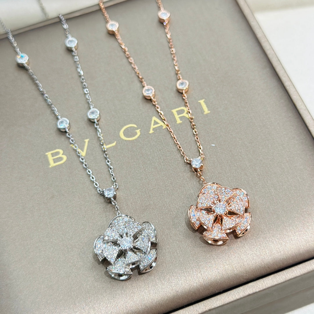 Bvlgari Dream Moissanite Necklace - 18K Gold