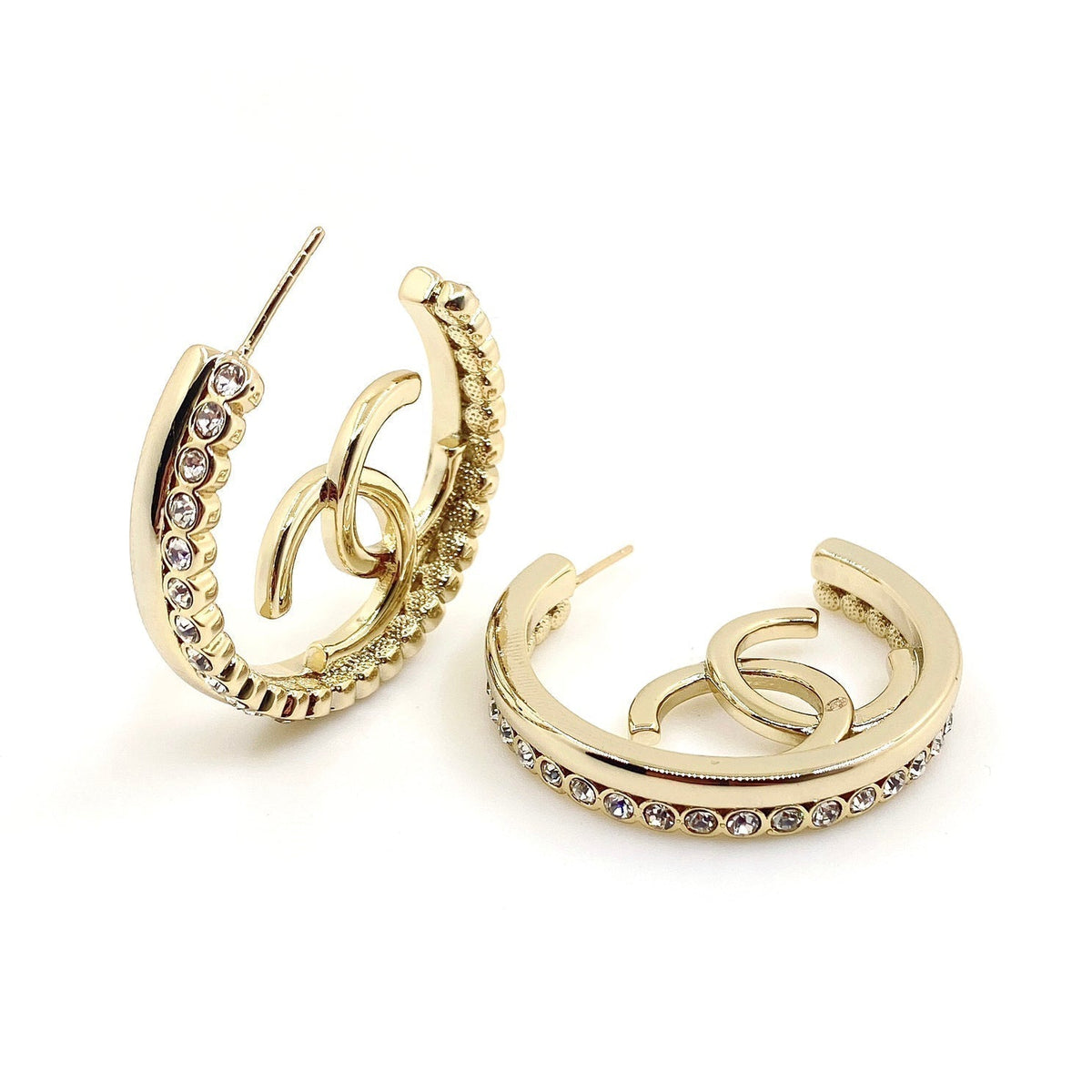 Chanel Circle Crystal Earrings - 18K Yellow Gold
