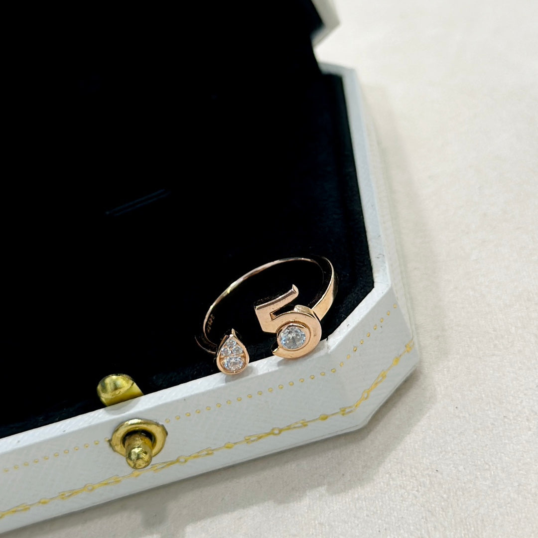 Chanel No.5 Ring - 18K Gold