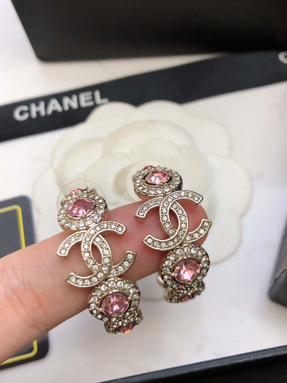 Chanel Flowers Earrings - 3.5 cm Height - 18K Yellow Gold
