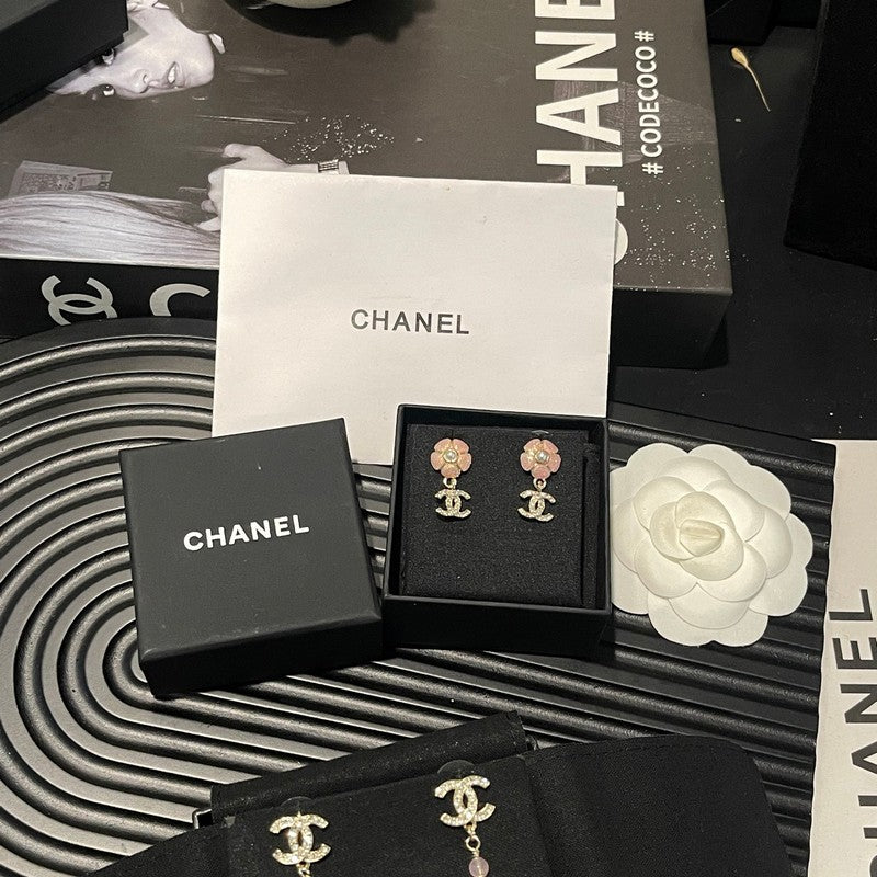 Chanel 26C Pink Camellia Diamond Earrings - 18K Yellow Gold