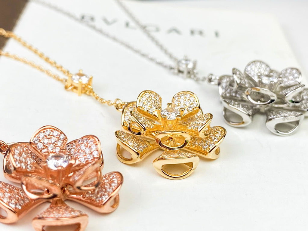 Bvlgari DIVAS' DREAM Necklace - 18K Gold