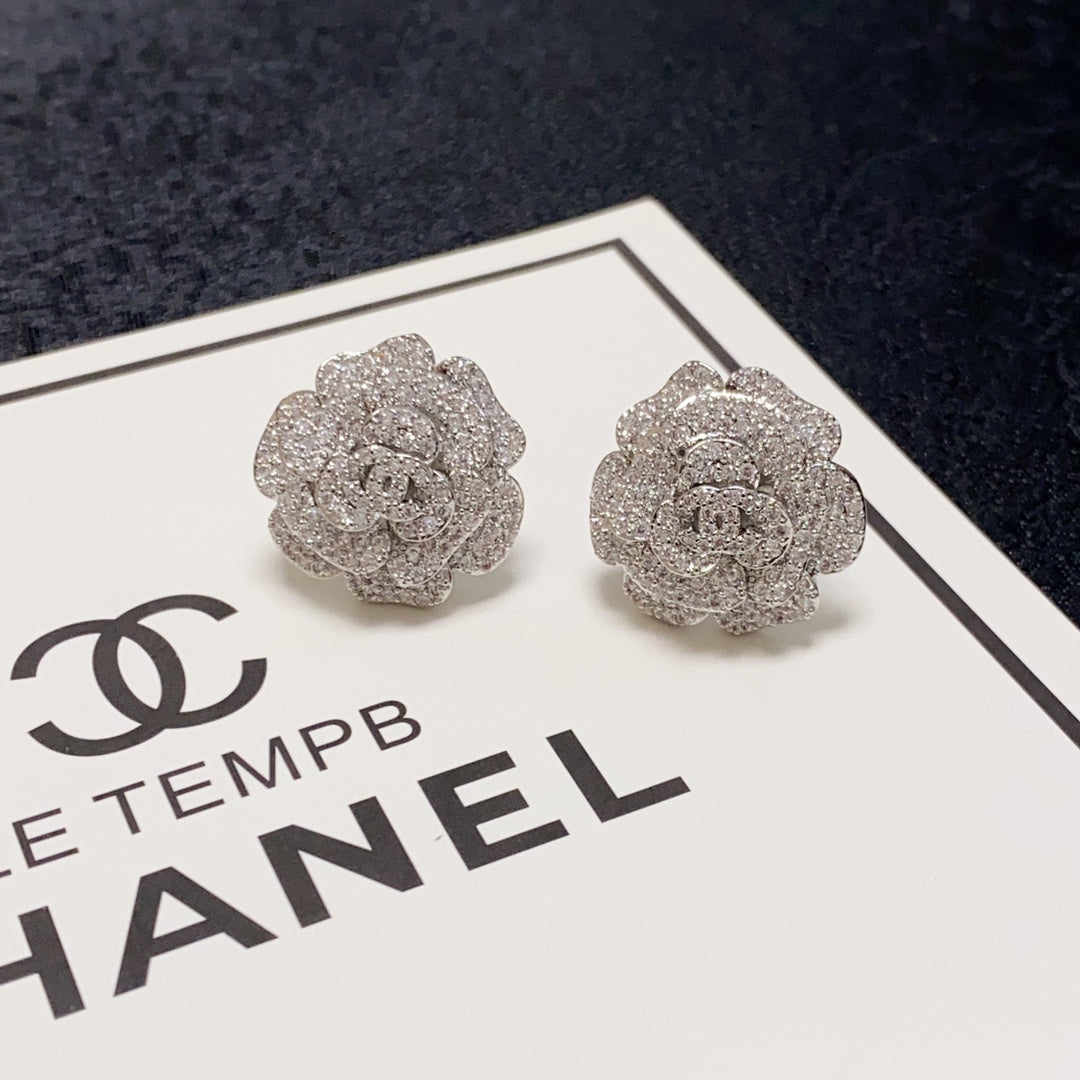 Chanel Camellia Diamond Earrings - 18K White Gold
