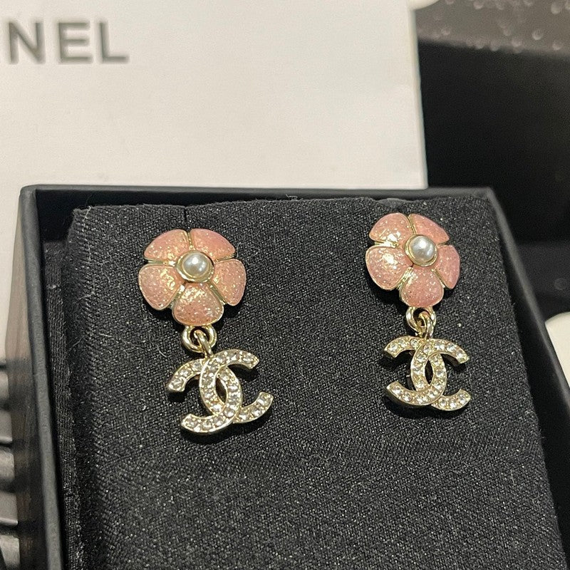 Chanel 26C Pink Camellia Diamond Earrings - 18K Yellow Gold