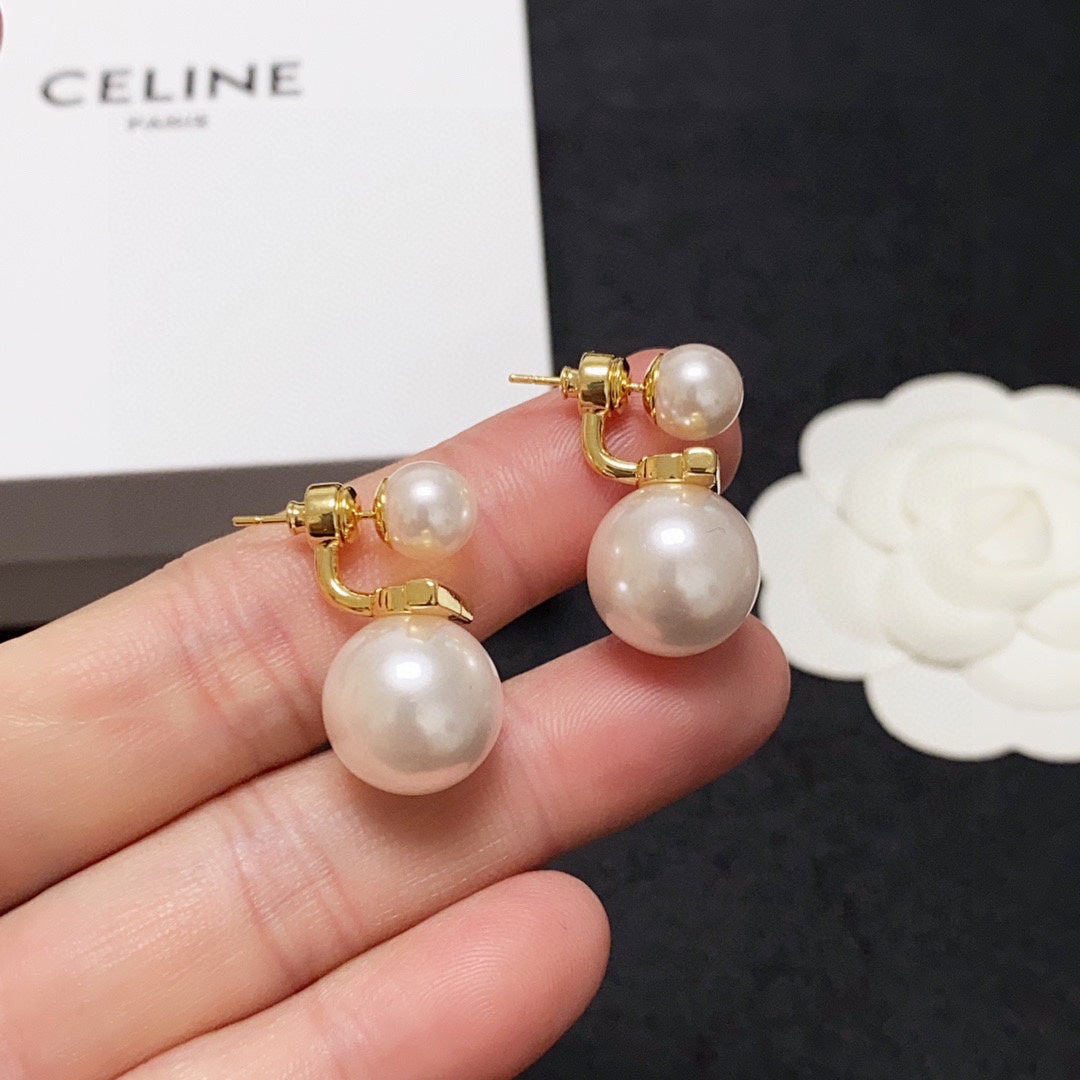 Celine Triomphe Pearl Earrings - 18K Yellow Gold