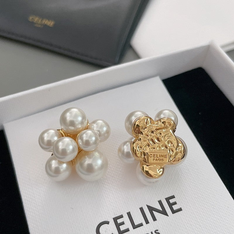 Celine Pearl Earrings - 18K Yellow Gold