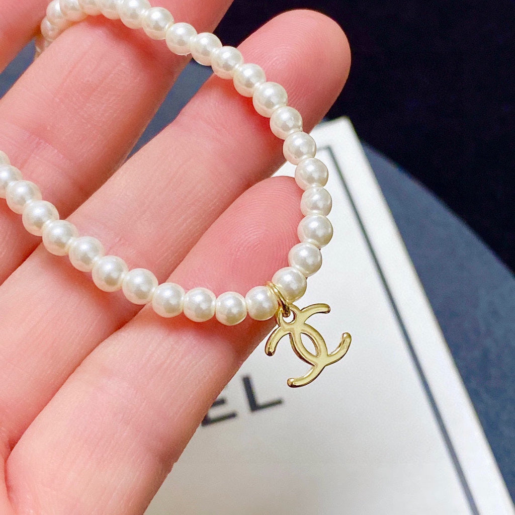 Chanel Pearls Choker Necklace