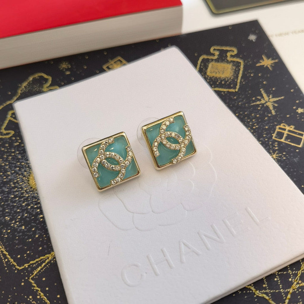 Chanel Blue Resin Earrings - 18K Yellow Gold
