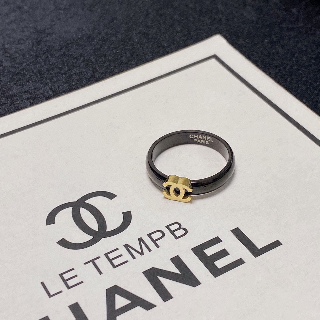 Chanel Black Ring - 18K Yellow Gold