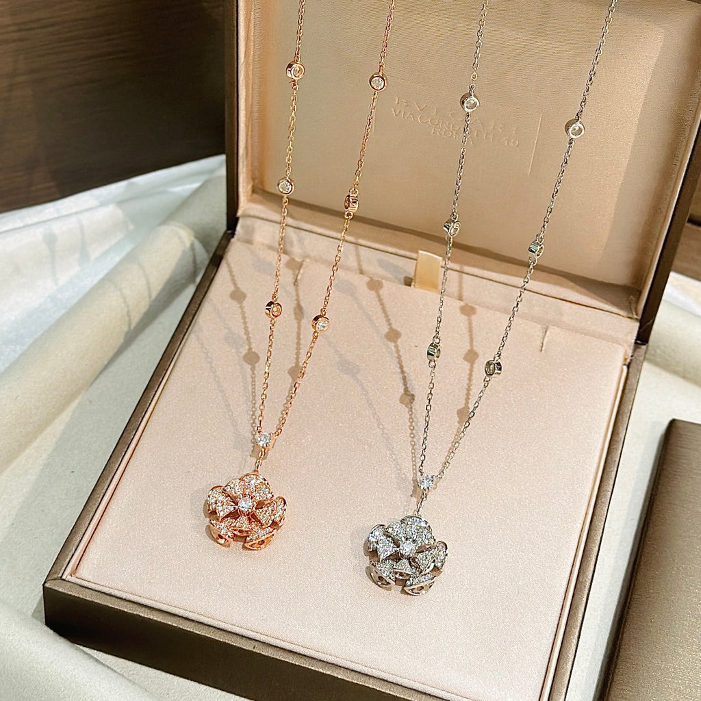 Bvlgari Dream Moissanite Necklace - 18K Gold