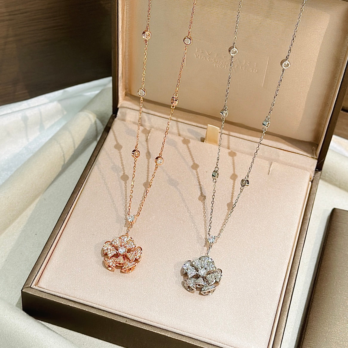 Bvlgari Dream Moissanite Necklace - 18K Gold