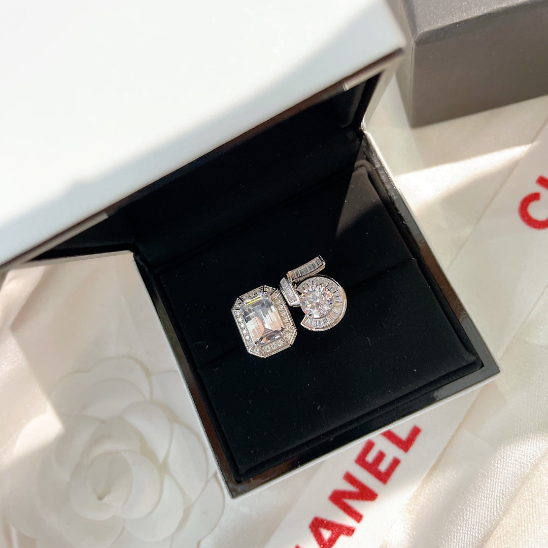 Chanel No.5 Diamond Ring - 18K White Gold