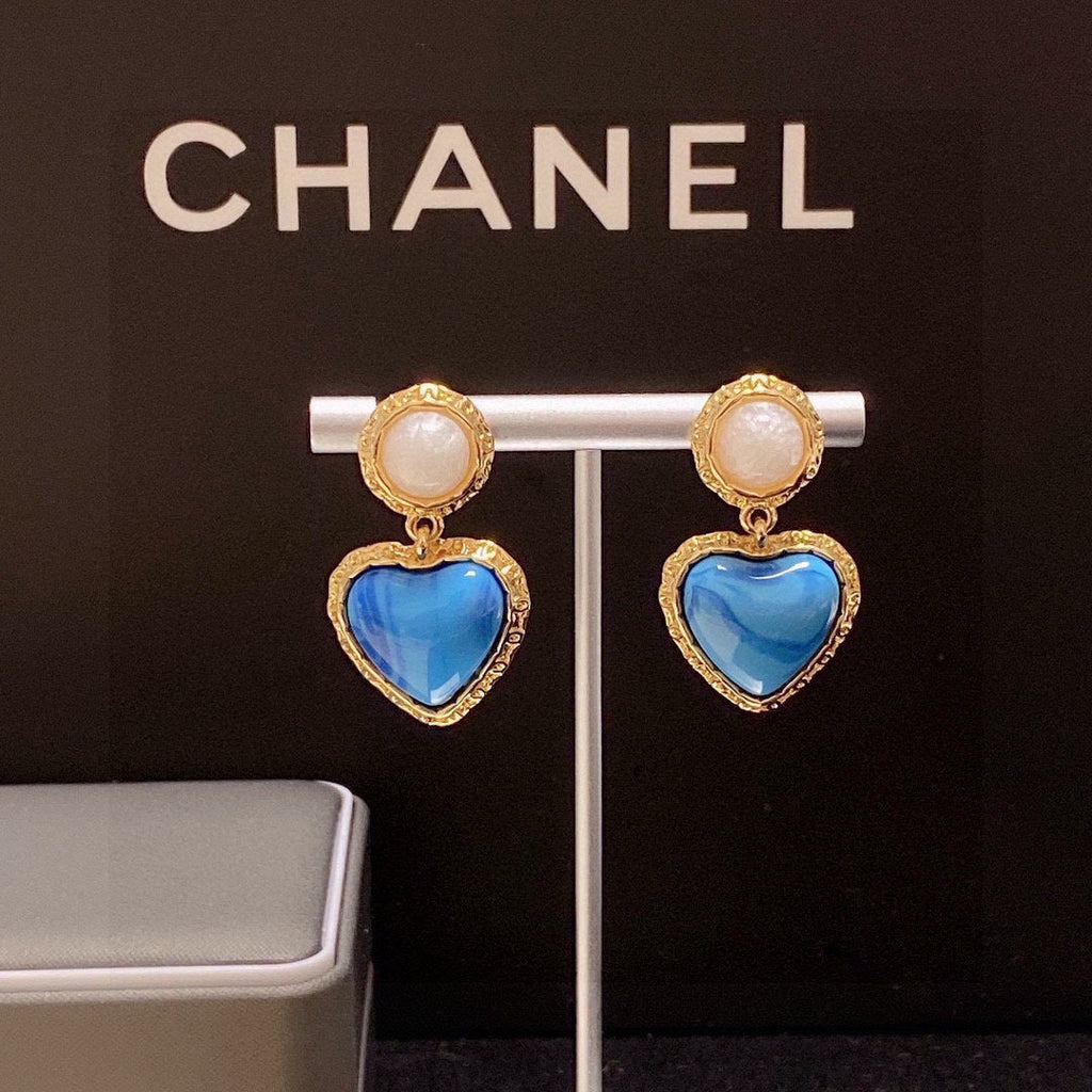 Chanel Blue Heart Pearl Earrings - 18K Yellow Gold