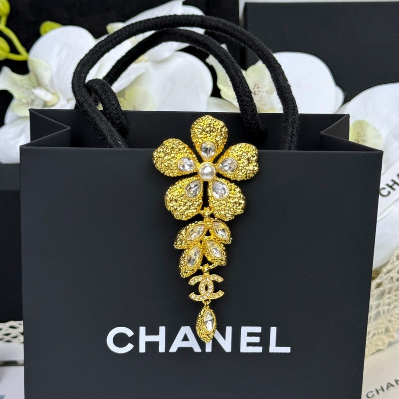 Chanel 26C Flower Crystal Drop Gold Brooch