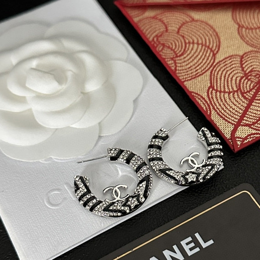 Chanel Black Diamond Earrings - 18K White Gold